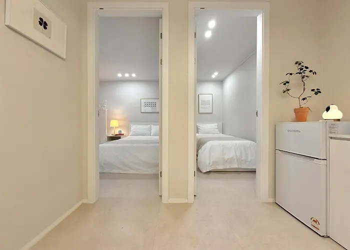 New Open!! Hong Dae Cozy 2 House Apartment Seoul