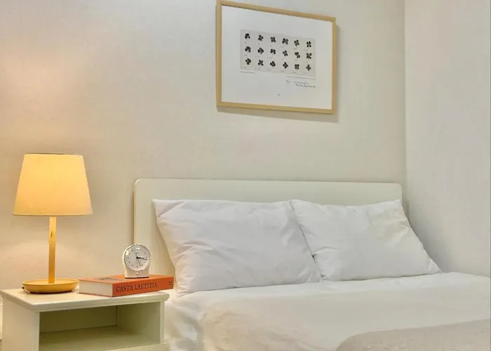 Apartment New Open!! Hong Dae Cozy 2 House *